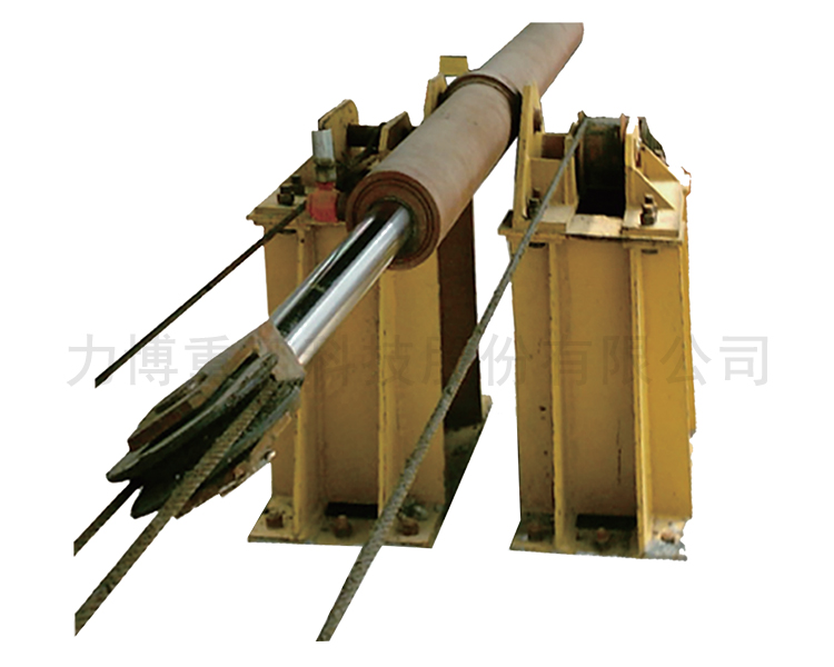 带式输送用液压张紧装置